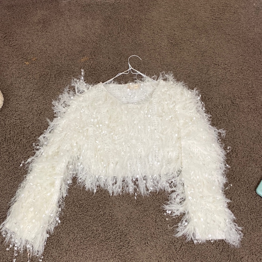 Altar’d state sweater white